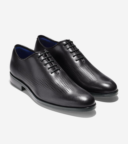 Men's Washington Grand Laser Wingtip Oxfords in Black | Cole Haan