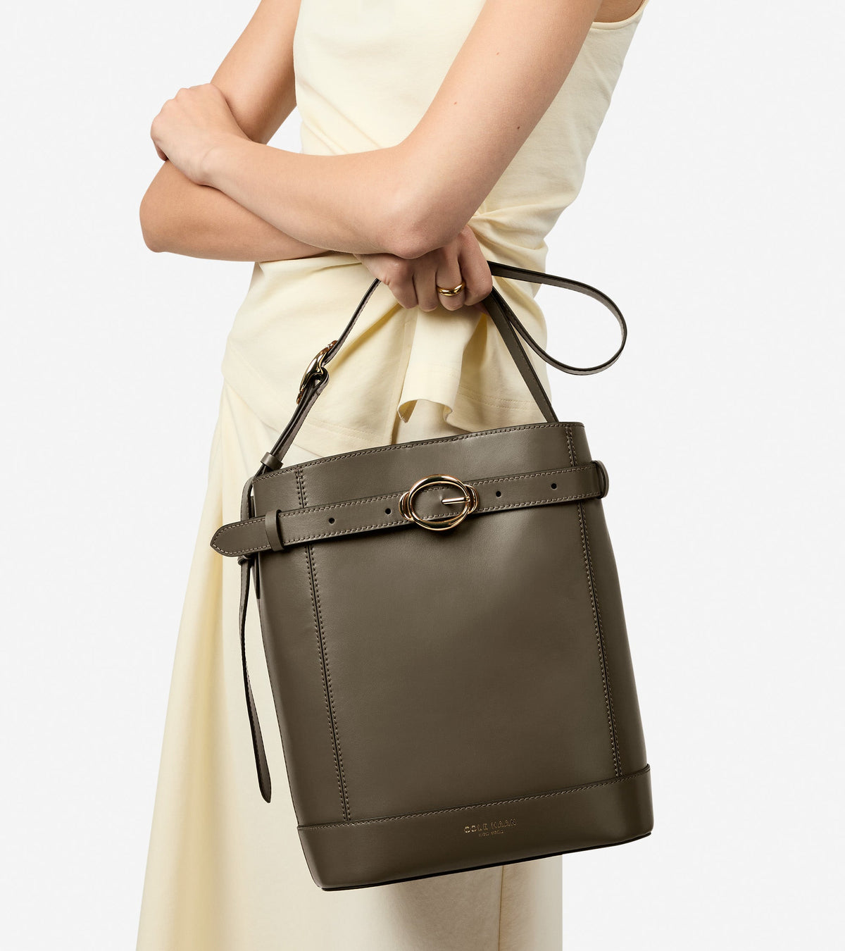 Women's Alexandria Bucket Bag in Green | Cole Haan